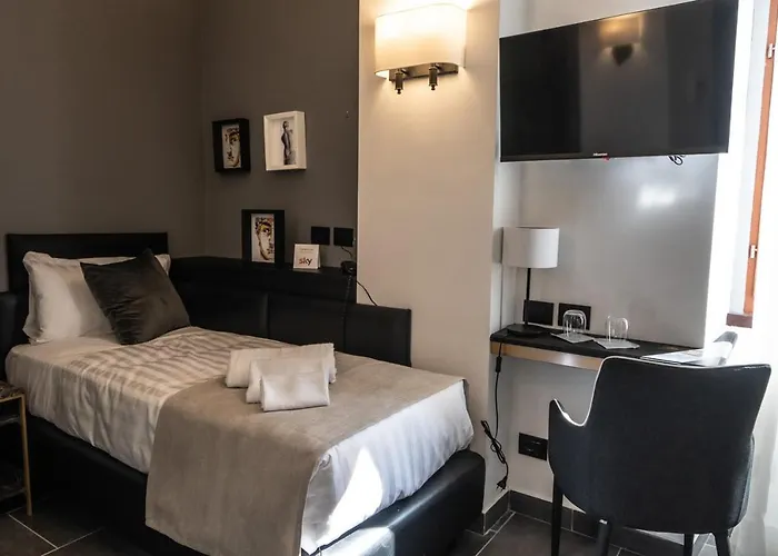 Relais Manzoni Otel 3*